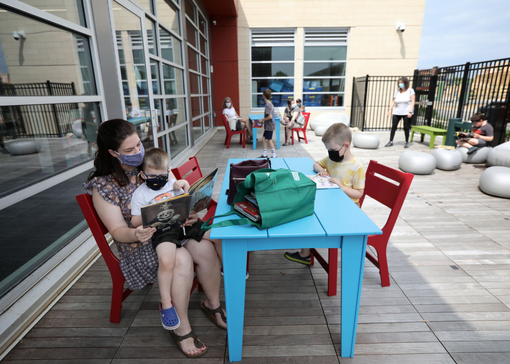 Pinney Library - outdoor space